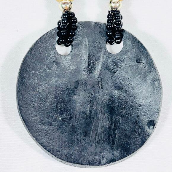 Vintage Abalone Pendant Necklace Stacked Shell Boho Mother Pearl Black Gold 13" - Picture 7 of 8